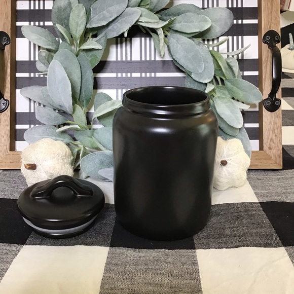 NWT🖤Rae Dunn Farmhouse Black “SUGAR” Canister - Picture 4 of 9